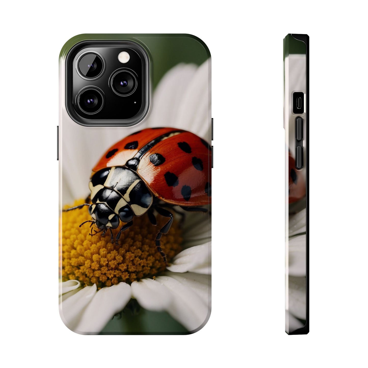 iPhone Case: Ladybug on White Daisy