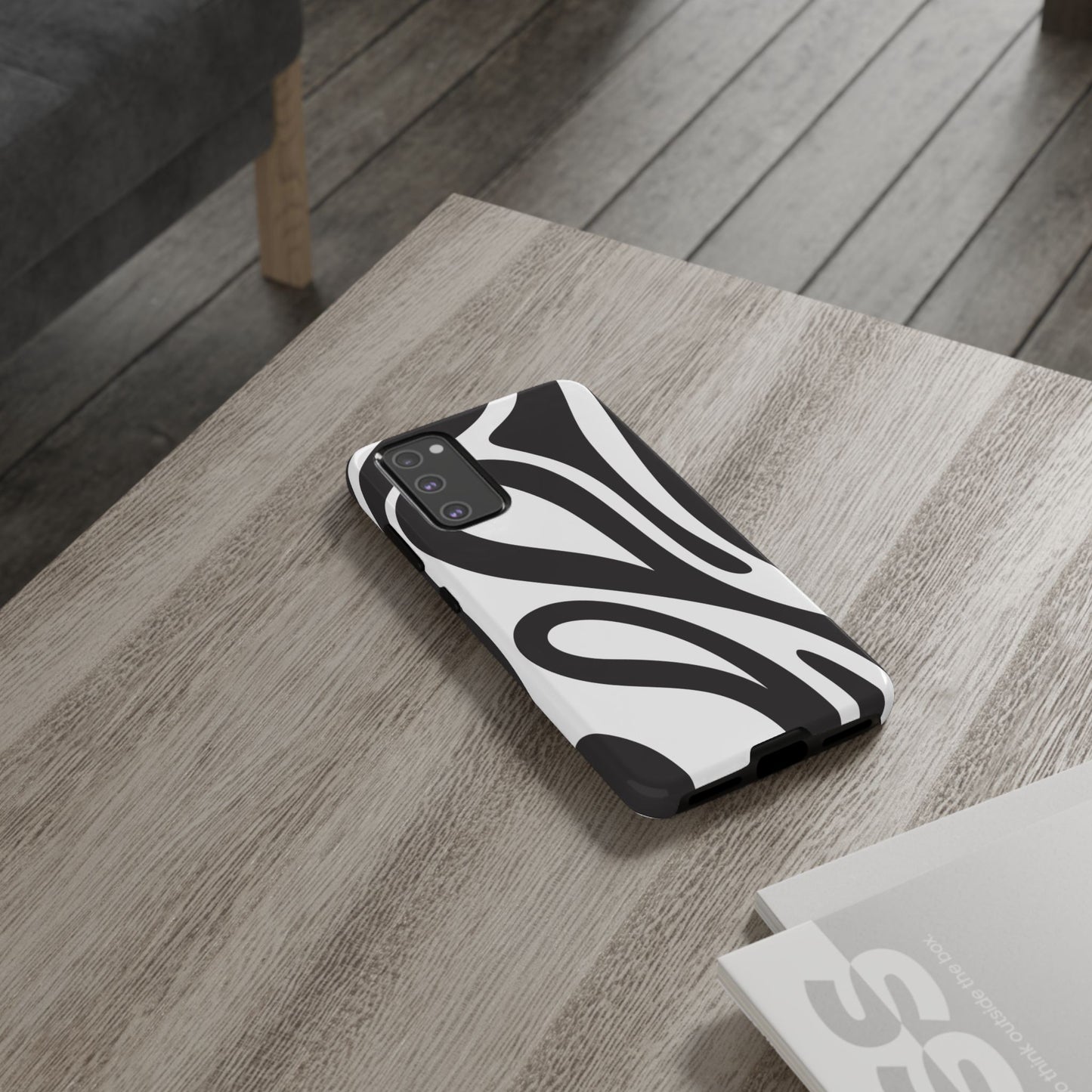 Modern Black and White Abstract Tough Samsung Galaxy Case – Bold Graphic Pattern with Dual-Layer Protection