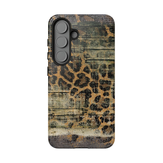 Rustic Wood and Leopard Print Tough Samsung Galaxy Case – Distressed Western Design with Dual-Layer Protection
