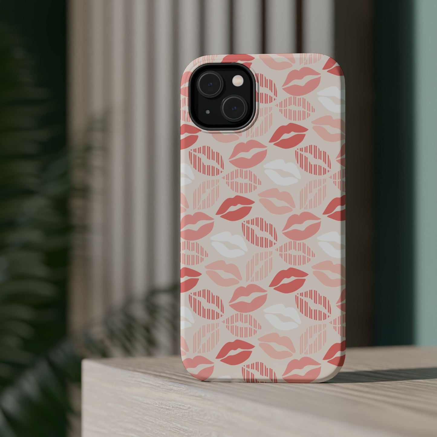 Kiss of Love MagSafe iPhone Case - BOGO Cases