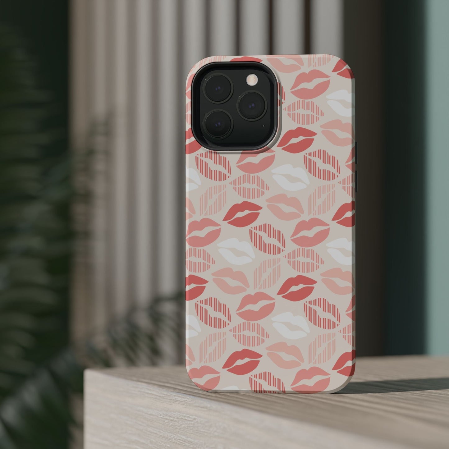 Kiss of Love MagSafe iPhone Case - BOGO Cases