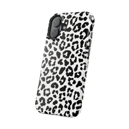 Monochrome Leopard Print Tough MagSafe iPhone Case – Classic Black and White Design with Dual-Layer Protection