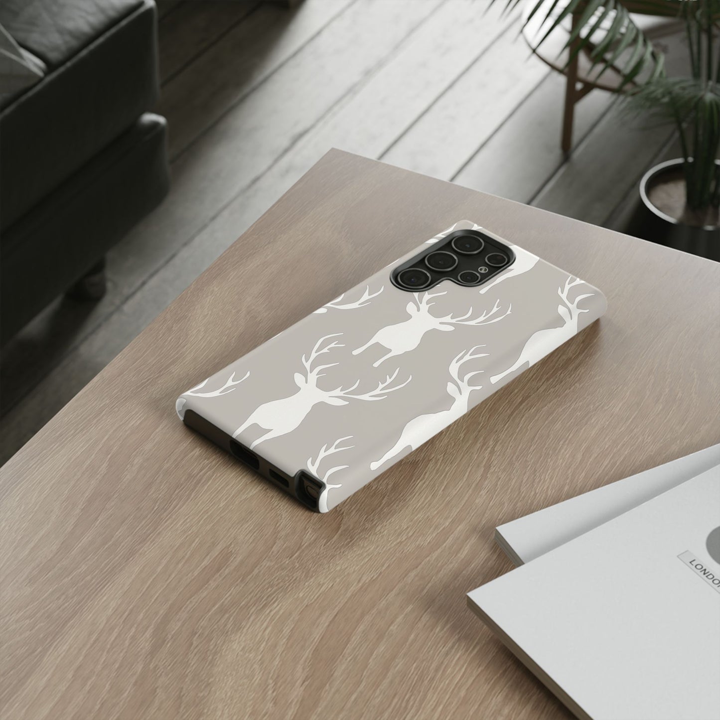 Minimalist Deer Silhouette Pattern – Samsung Galaxy Series Case