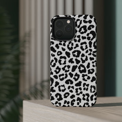 Monochrome Leopard Print Tough MagSafe iPhone Case – Classic Black and White Design with Dual-Layer Protection