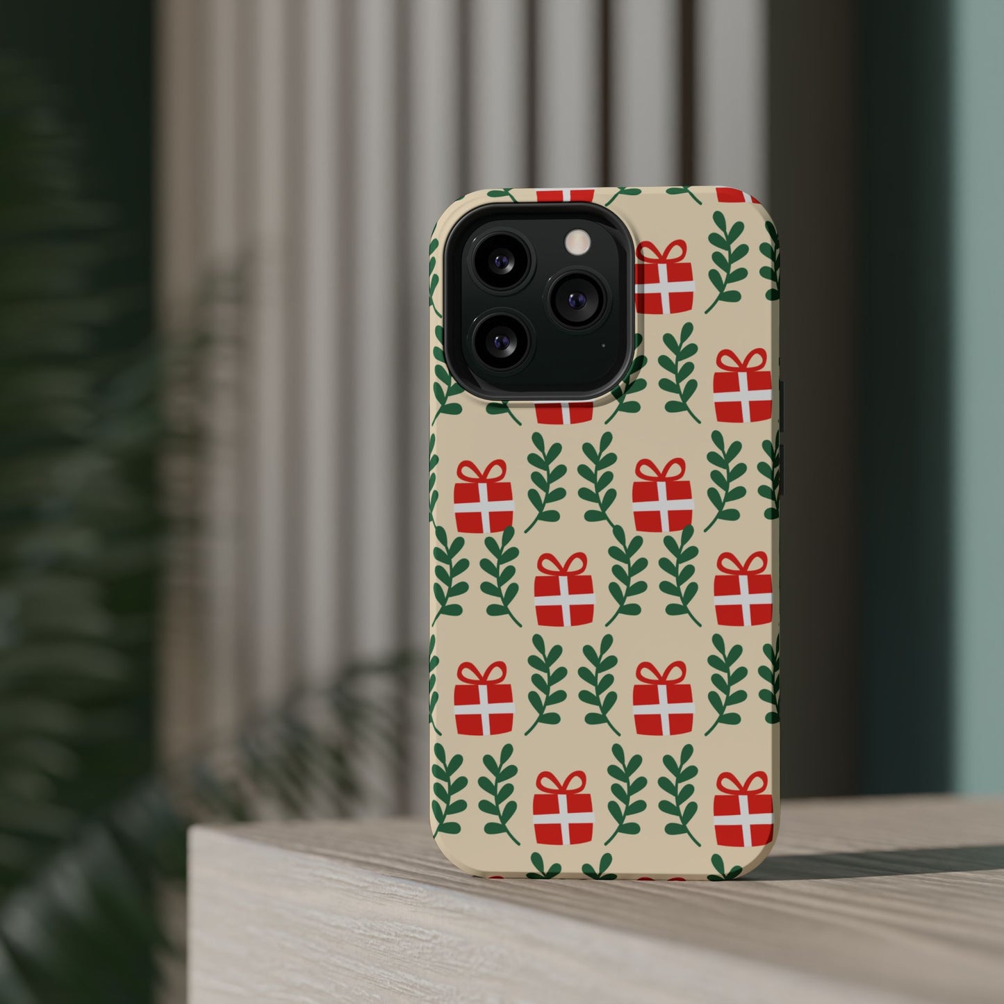 MagSafe iPhone Case: Holiday Cheer – Red Gifts & Green Leaves