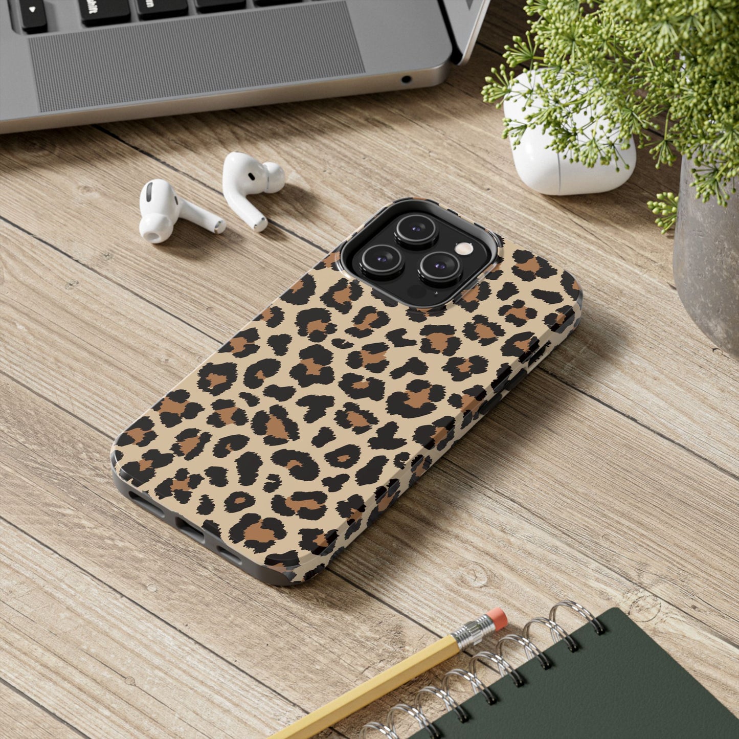 Wild Leopard Print Tough iPhone Case – Bold Animal Pattern Design with Dual-Layer Protection