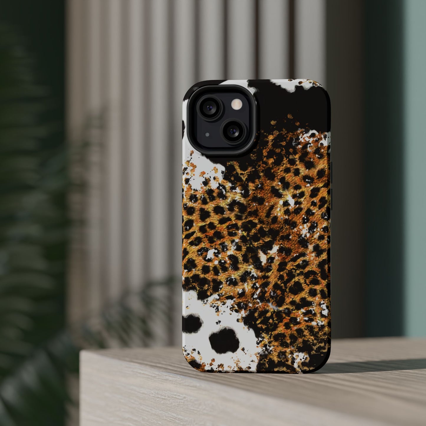 Bold Leopard Ink Splash - MagSafe iPhone Series Case