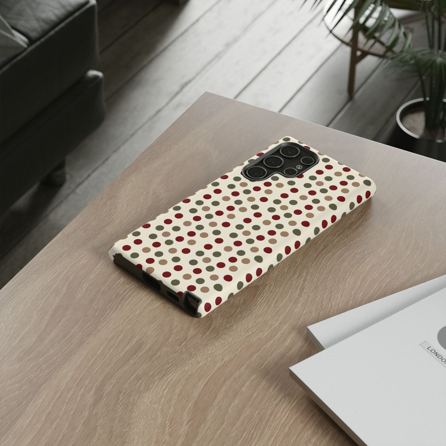 Festive Red & Green Polka Dots on Cream – Samsung Galaxy Case