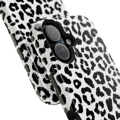 Monochrome Leopard Print Tough MagSafe iPhone Case – Classic Black and White Design with Dual-Layer Protection