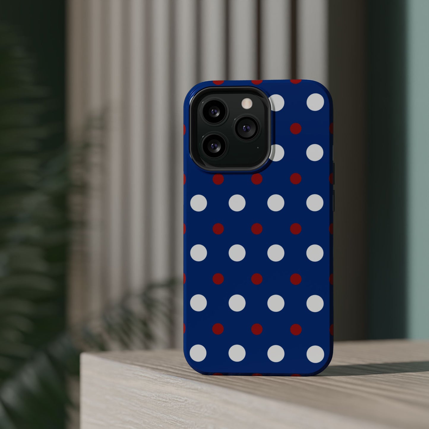 Patriotic Polka Dots – MagSafe iPhone Case