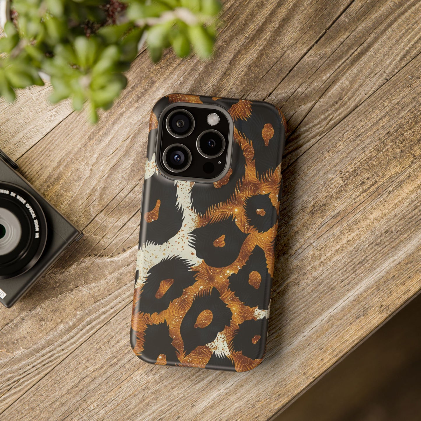 Safari Noir Gold Leopard iPhone Case