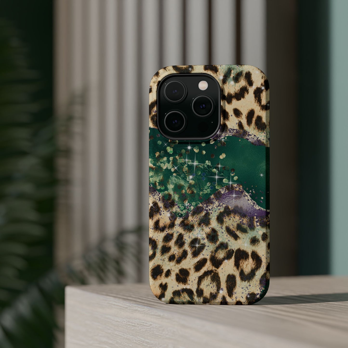 Emerald Glitter Leopard Print - MagSafe iPhone Series Case