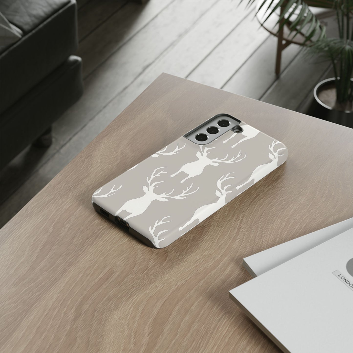 Minimalist Deer Silhouette Pattern – Samsung Galaxy Series Case