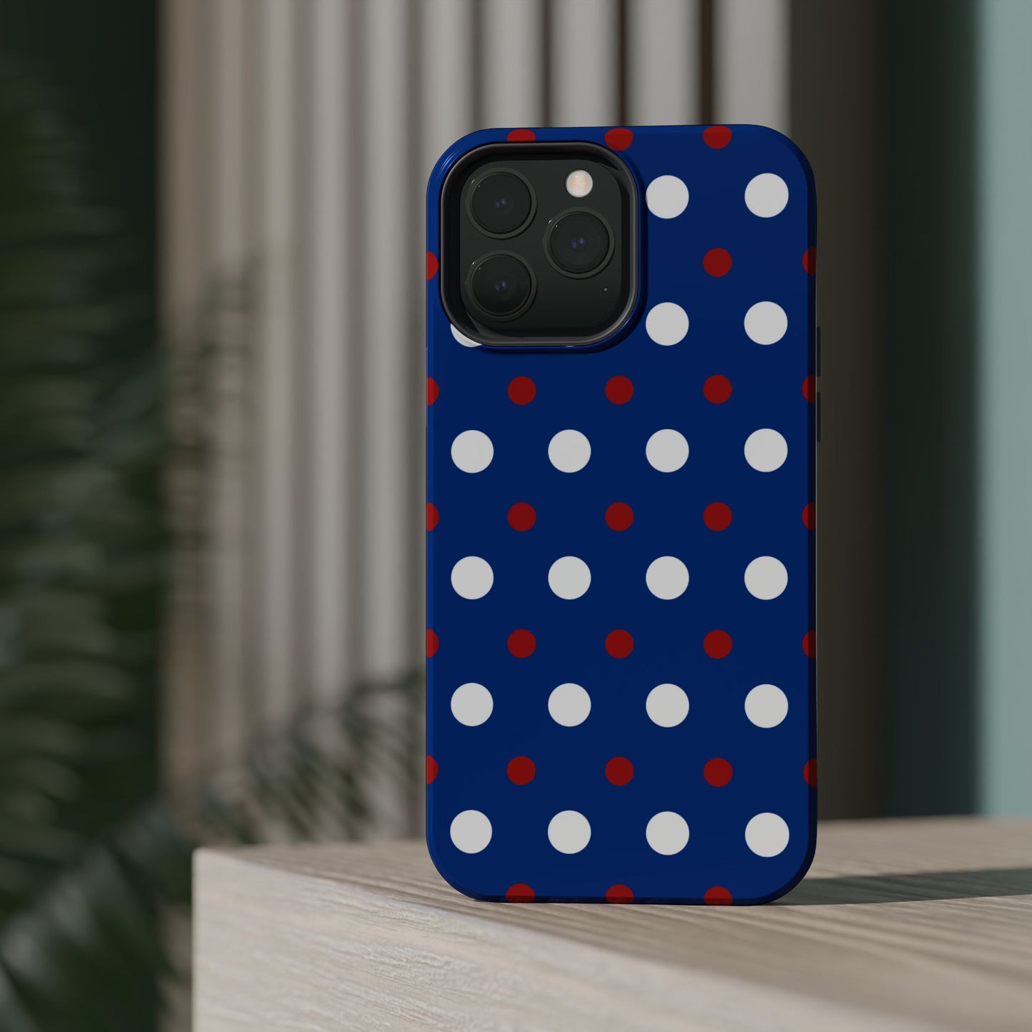 Patriotic Polka Dots – MagSafe iPhone Case