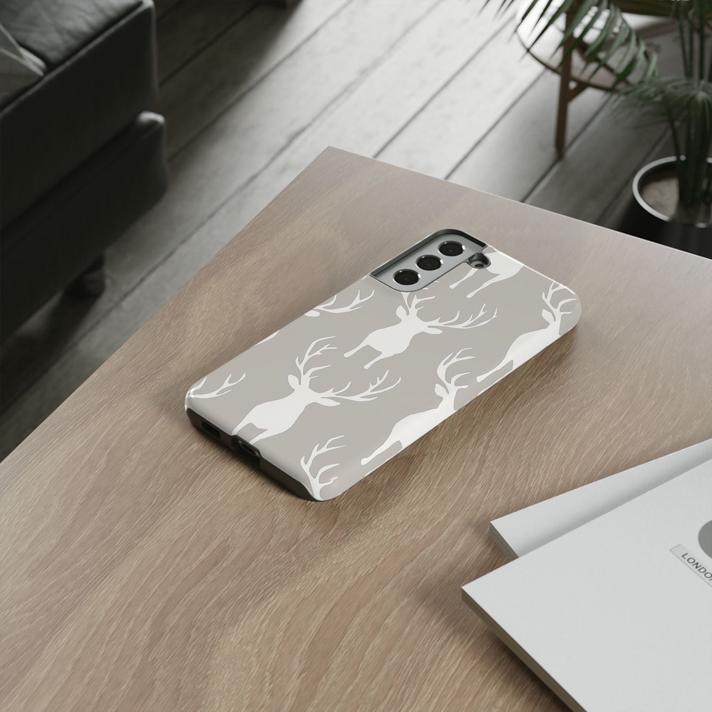 Minimalist Deer Silhouette Pattern – Samsung Galaxy Series Case