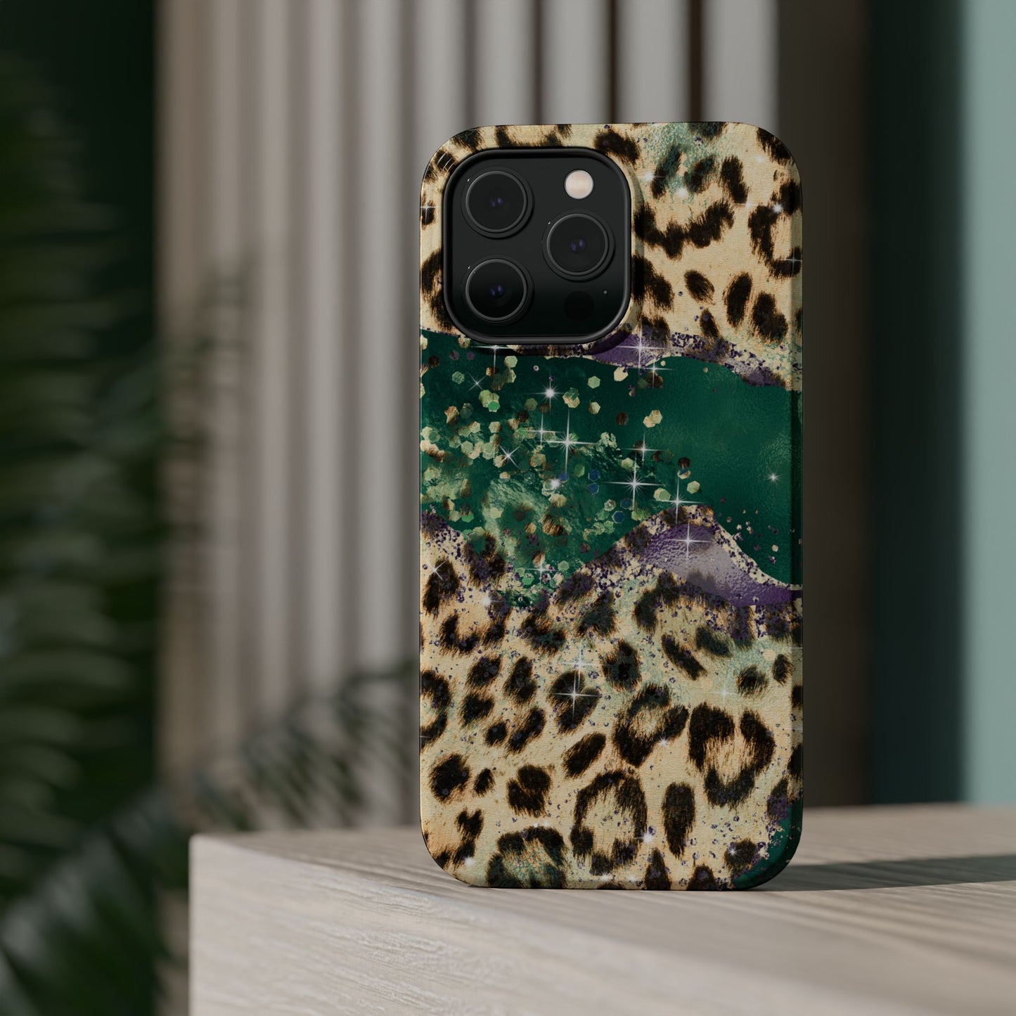 Emerald Glitter Leopard Print - MagSafe iPhone Series Case