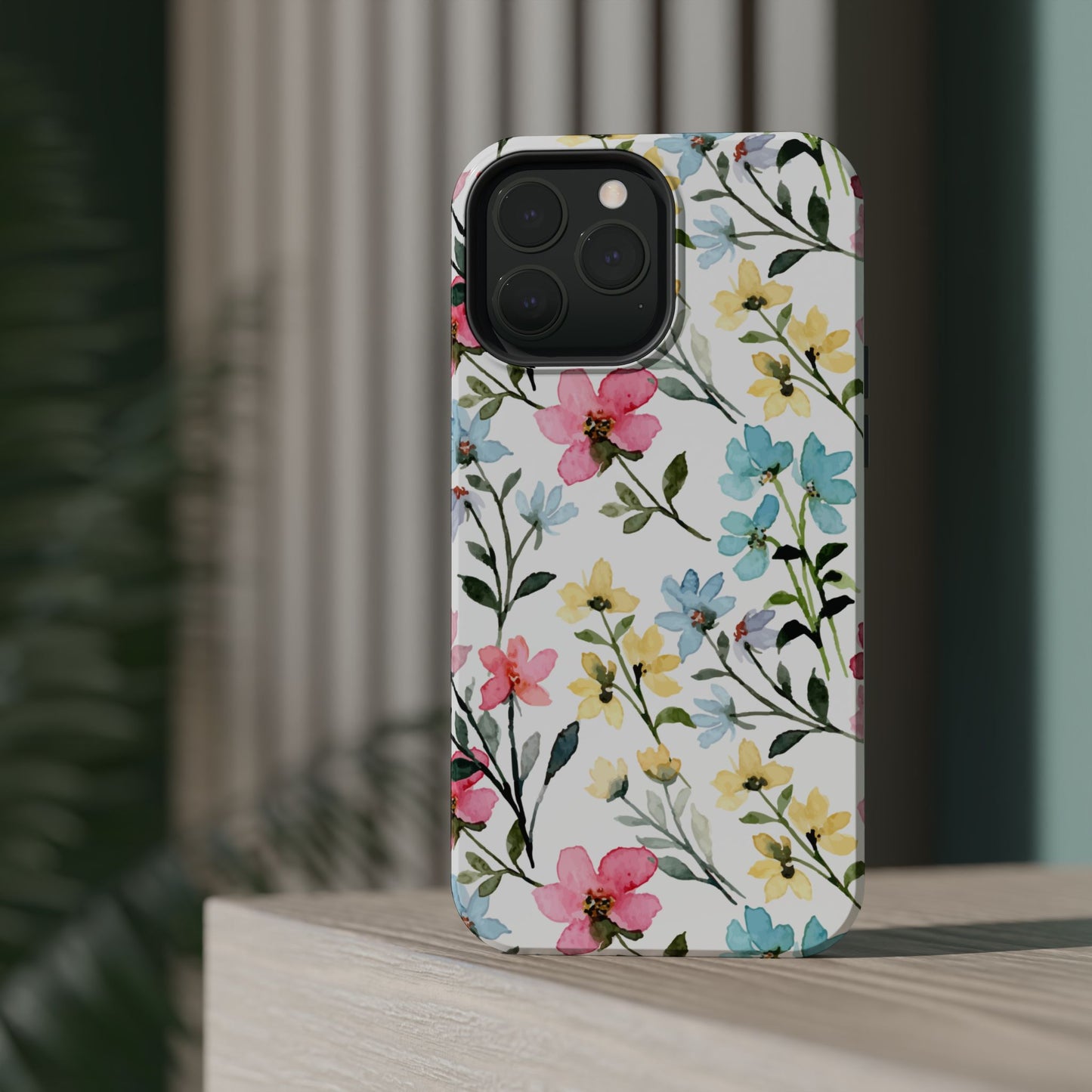 Watercolor Floral Bliss – MagSafe Case with Pastel Flower Design