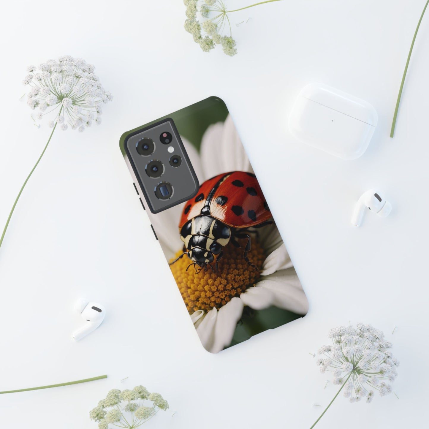 Samsung Galaxy Case: Ladybug on White Daisy