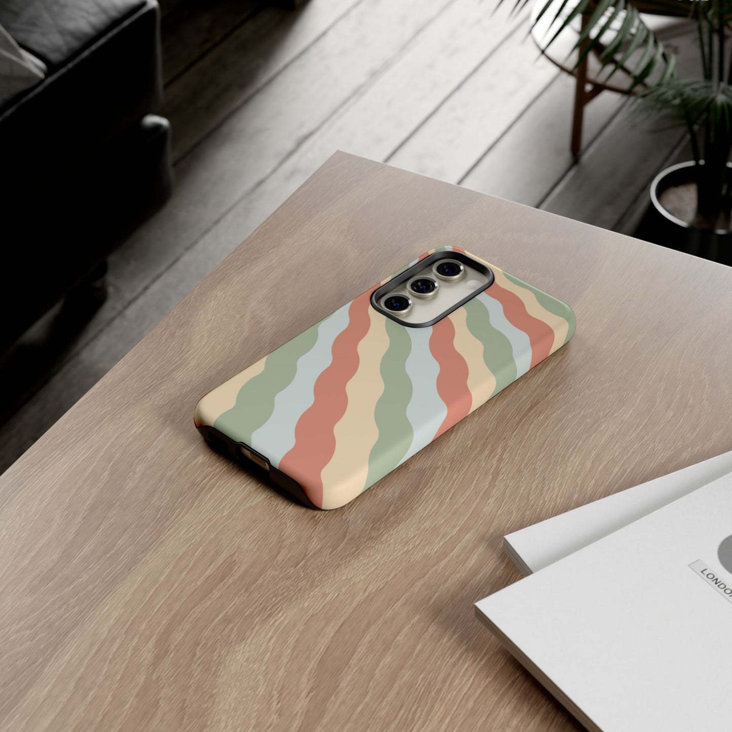 Earthy Retro Waves Samsung Galaxy Case – 70s-Inspired Wavy Stripes in Soft Green, Cream, and Rust