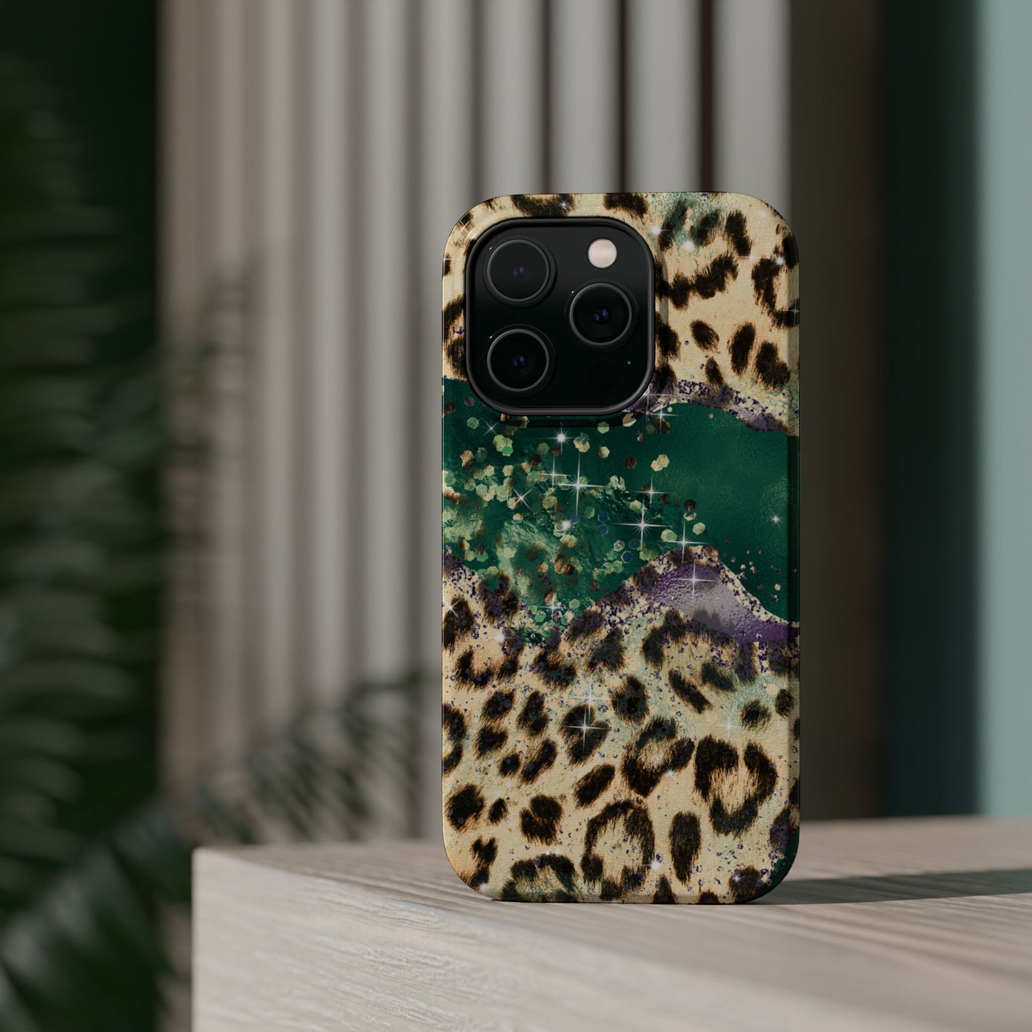 Emerald Glitter Leopard Print - MagSafe iPhone Series Case