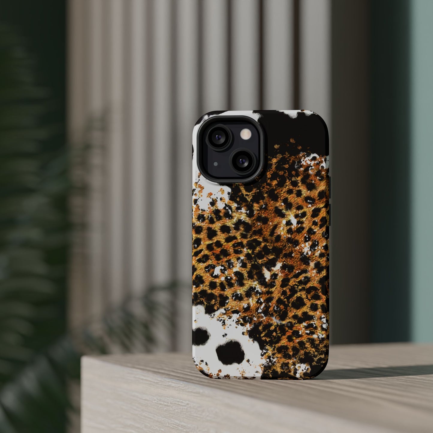 Bold Leopard Ink Splash - MagSafe iPhone Series Case