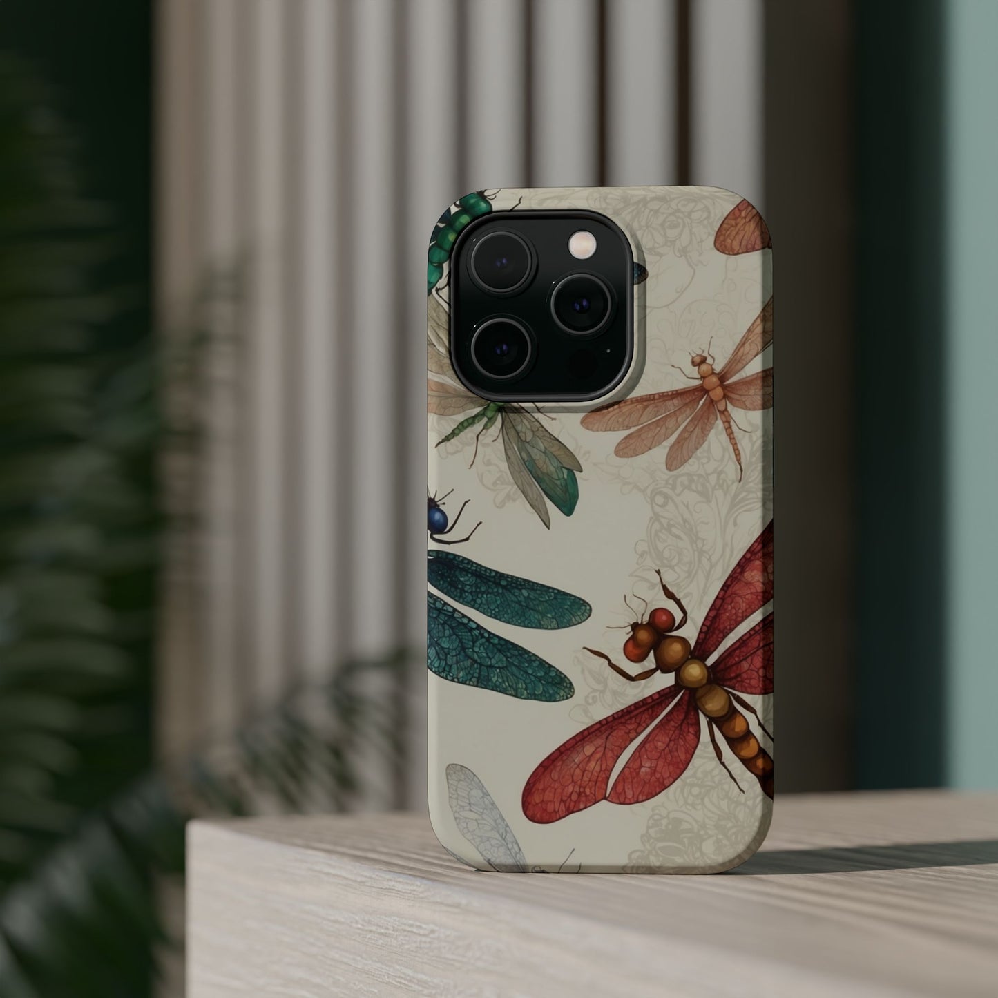 Vintage Dragonfly Garden – MagSafe iPhone Series Case