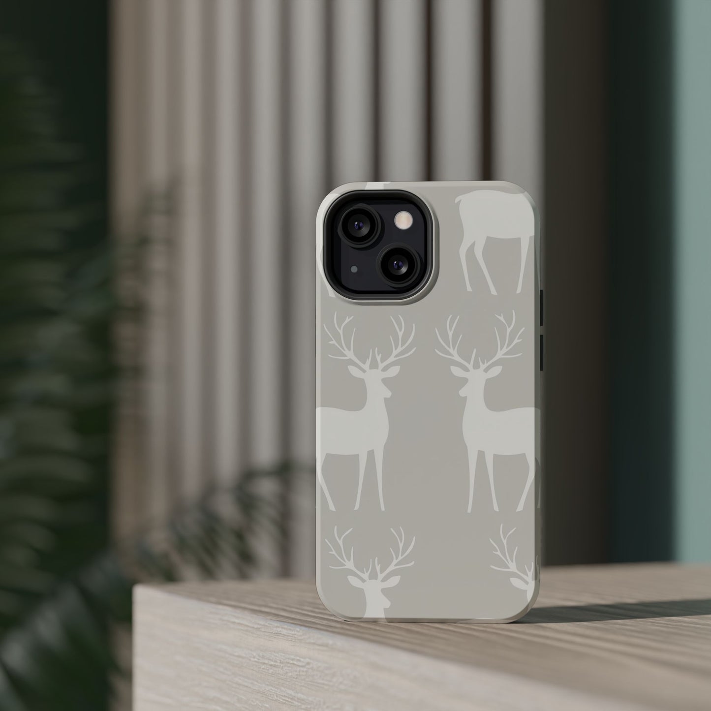 Elegant White Reindeer Pattern – MagSafe iPhone Series Case