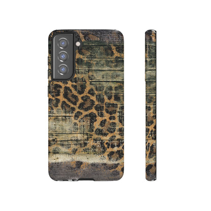 Rustic Wood and Leopard Print Tough Samsung Galaxy Case – Distressed Western Design with Dual-Layer Protection