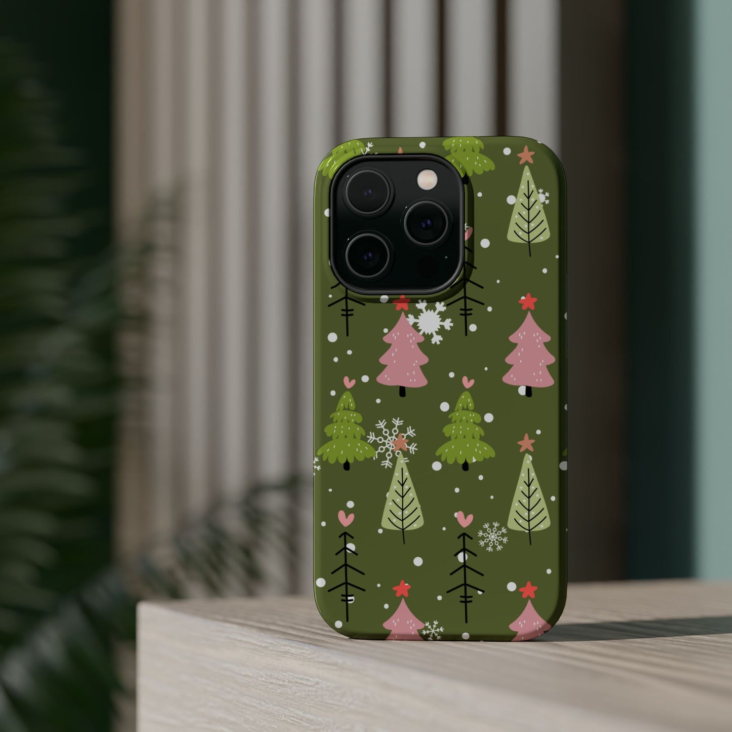 Whimsical Christmas Tree Pattern – MagSafe Phone Series Case