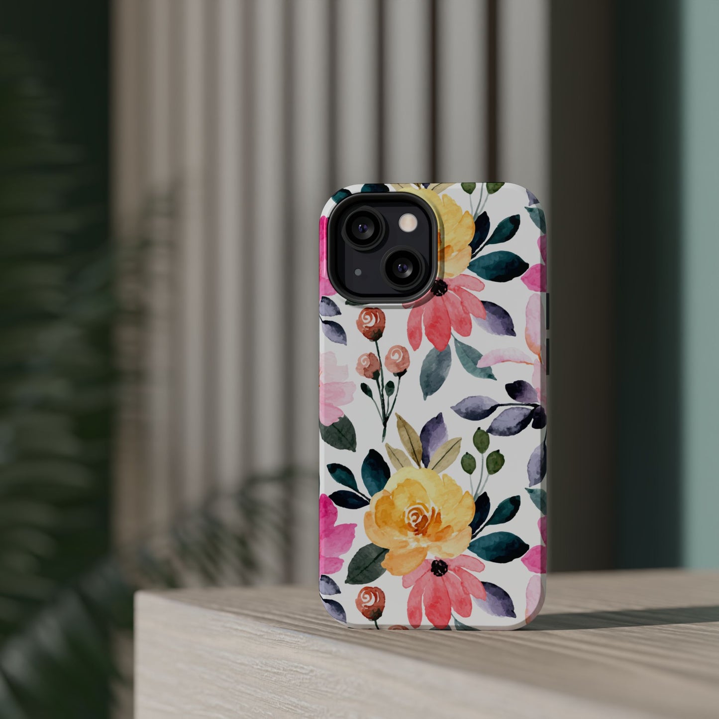 Blossoming Beauty – MagSafe Case with Pastel Floral Watercolor Design