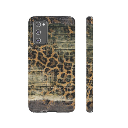 Rustic Wood and Leopard Print Tough Samsung Galaxy Case – Distressed Western Design with Dual-Layer Protection