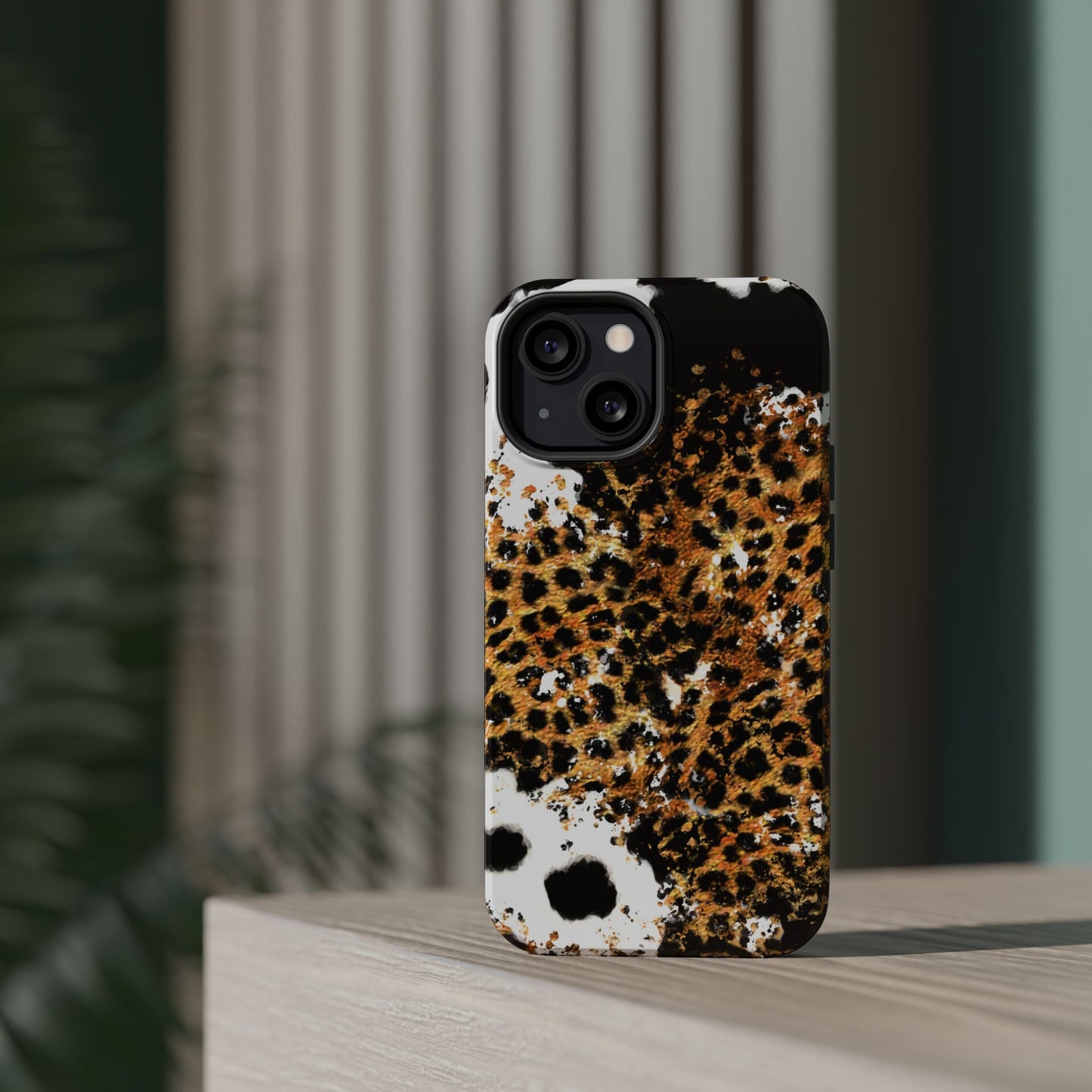 Bold Leopard Ink Splash - MagSafe iPhone Series Case