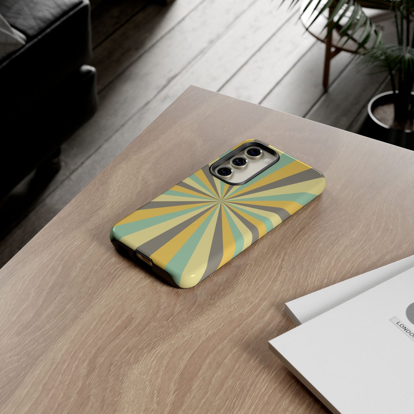 Vintage Sunburst Rays Samsung Galaxy Case – Bold 70s-Inspired Burst in Yellow, Mint, and Gray