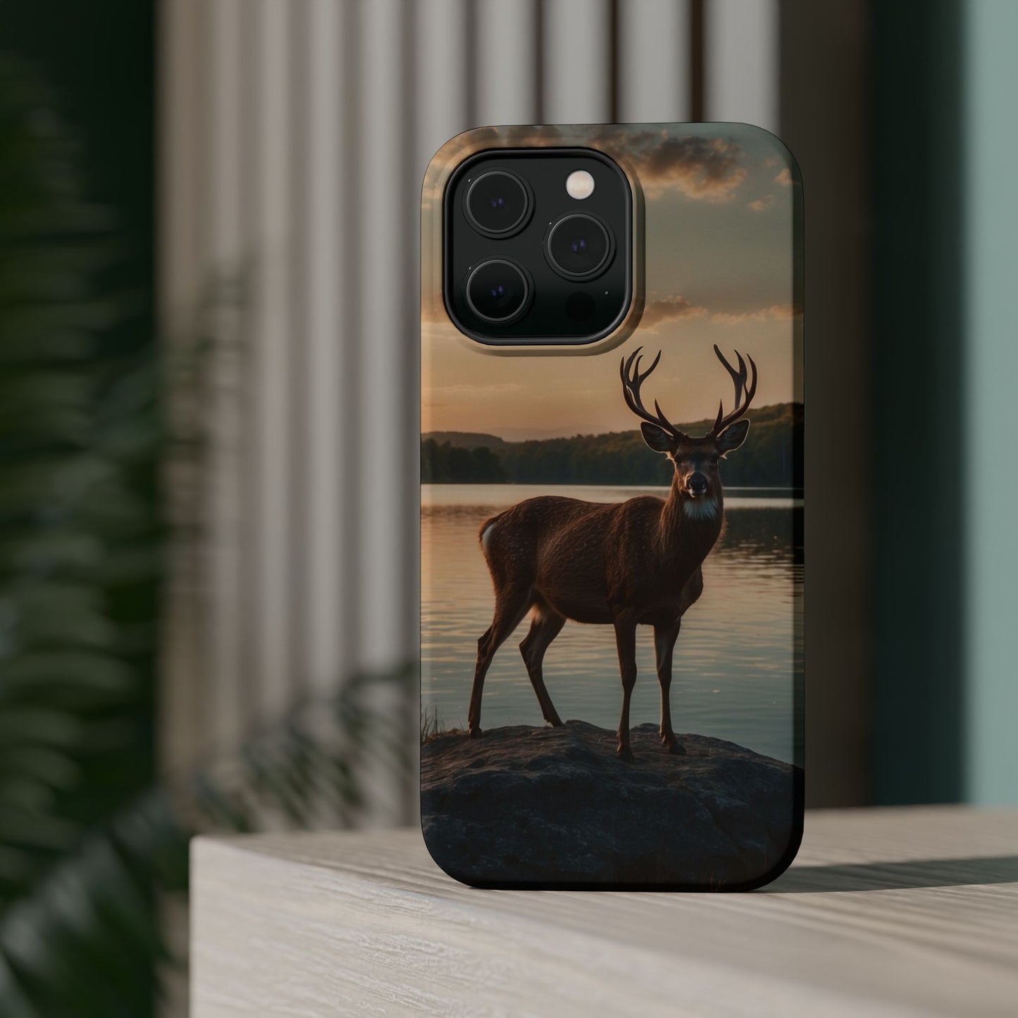 Majestic Stag at Sunset – MagSafe iPhone Case