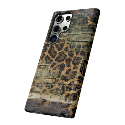 Rustic Wood and Leopard Print Tough Samsung Galaxy Case – Distressed Western Design with Dual-Layer Protection