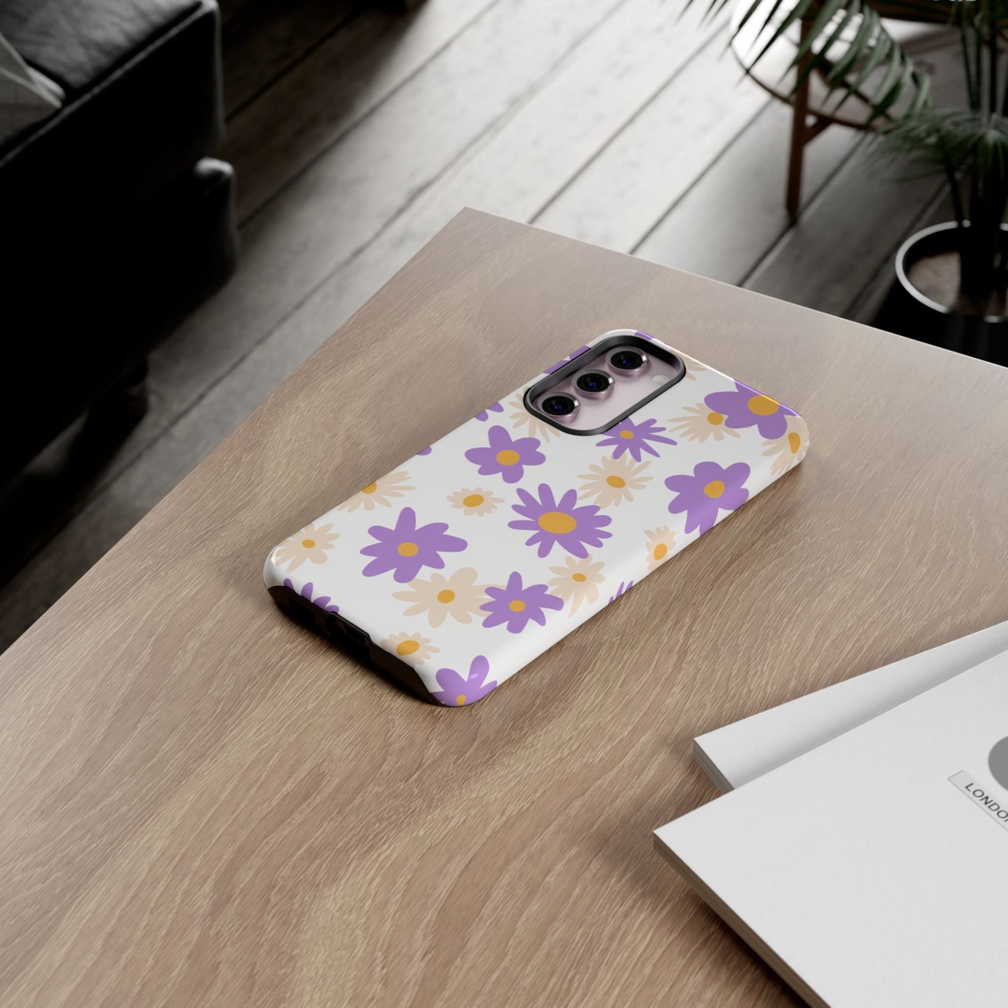 Retro Daisy Flower Samsung Galaxy Case – Pastel Purple & Cream Floral Design with Matte Finish