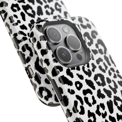 Monochrome Leopard Print Tough MagSafe iPhone Case – Classic Black and White Design with Dual-Layer Protection