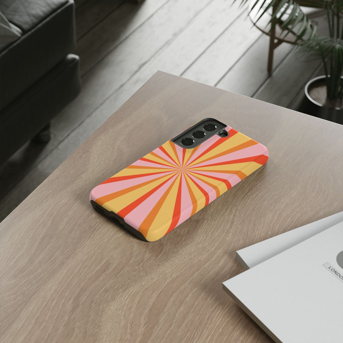 Bold Retro Sunburst Samsung Galaxy Case – Vibrant 70s-Inspired Rays in Orange, Pink, and Yellow