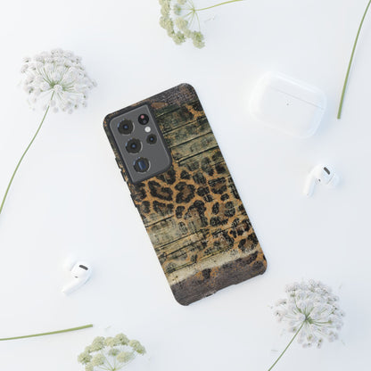 Rustic Wood and Leopard Print Tough Samsung Galaxy Case – Distressed Western Design with Dual-Layer Protection